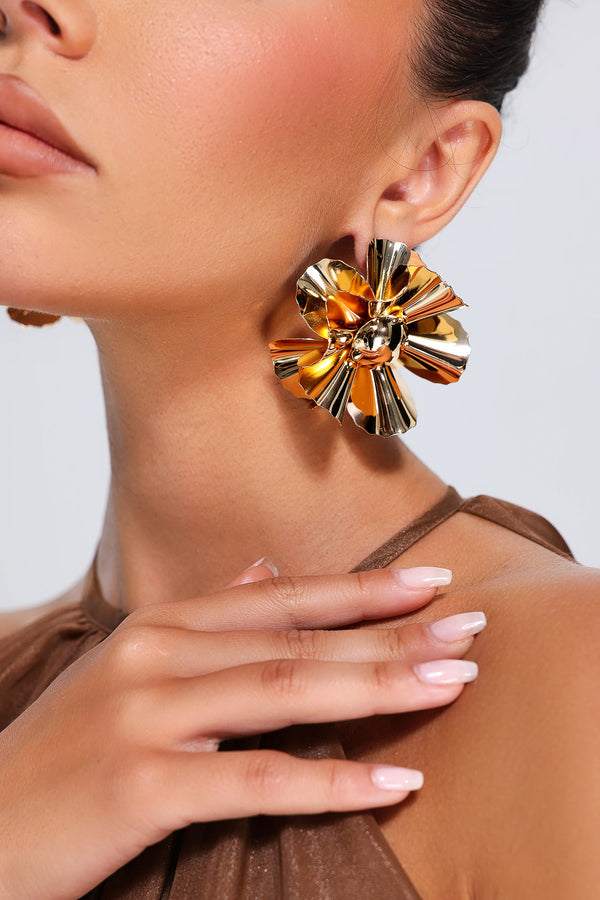 Junya Metal Flower Earrings